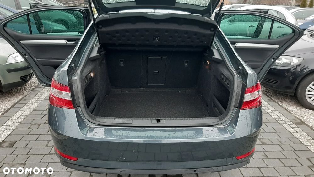 Skoda Superb 1.4 TSI ACT DSG Active - 13