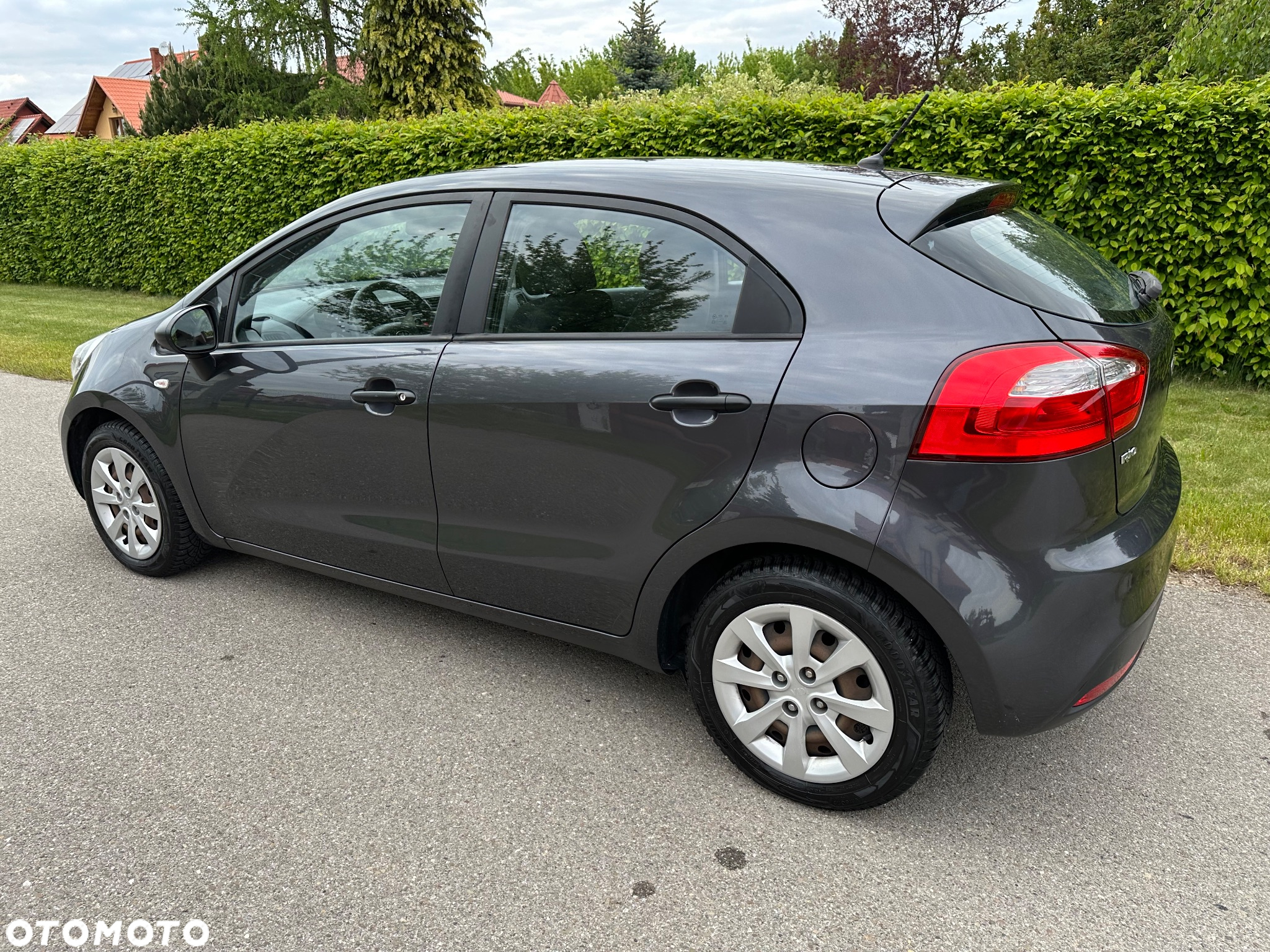 Kia Rio 1.1 CRDI Business Line - 8