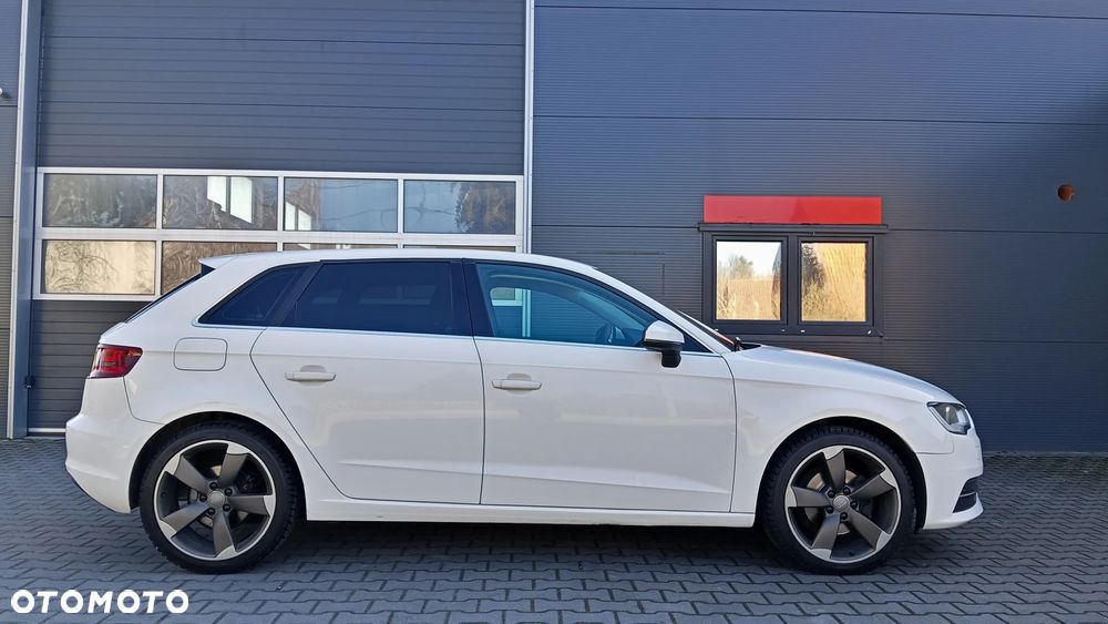 Audi A3 Sportback 1.6 TDI S tronic sport - 5