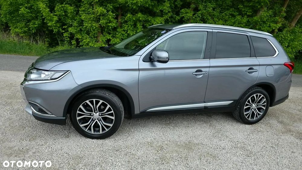 Mitsubishi Outlander 2.0 2WD CVT Edition - 16