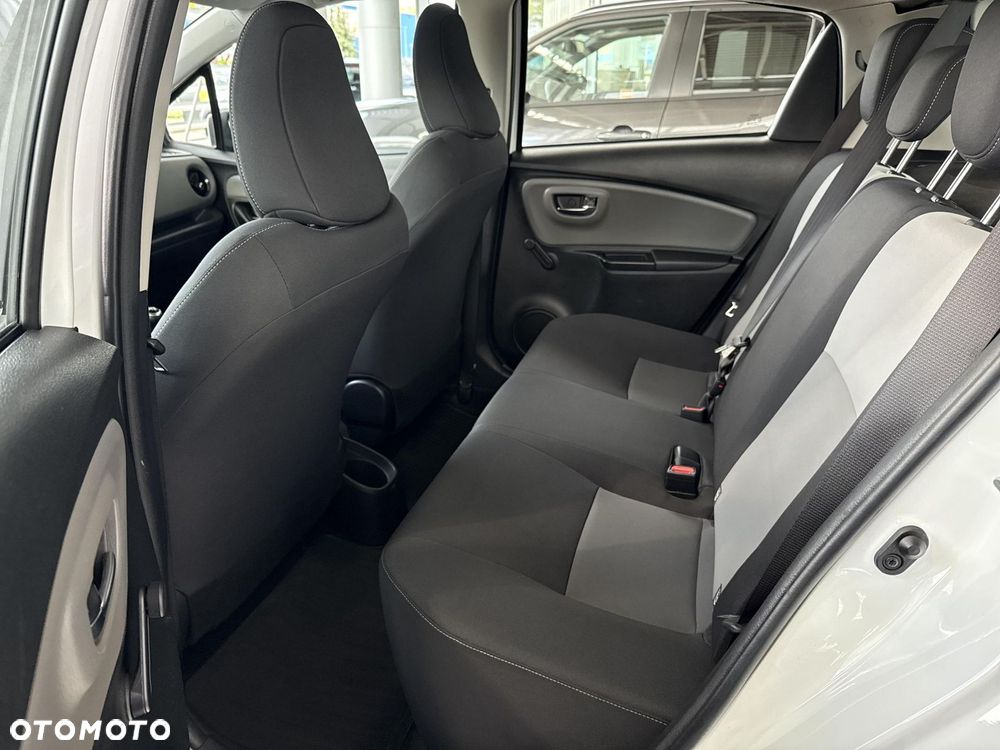 Toyota Yaris - 14