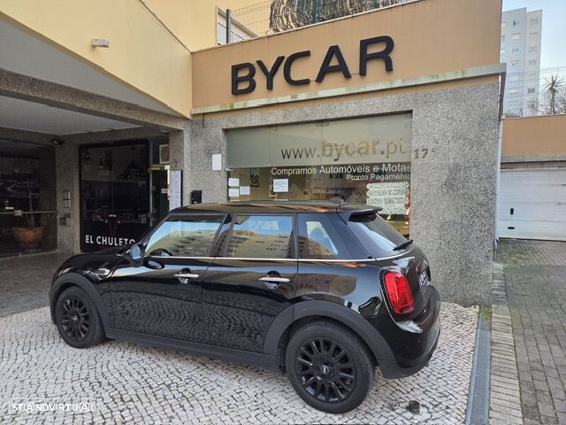 MINI 5 Portas One Aut. - 9