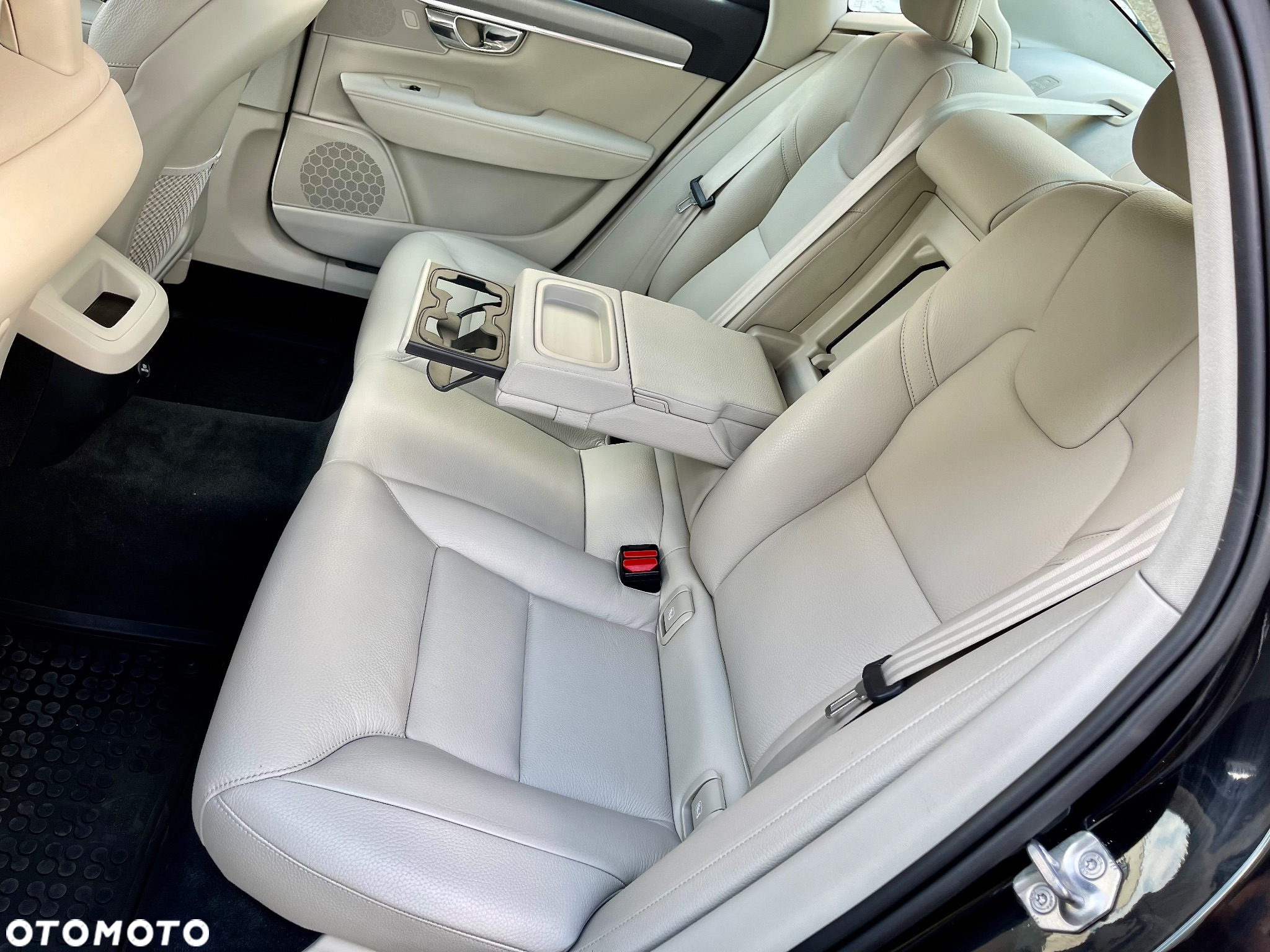 Volvo S90 - 8