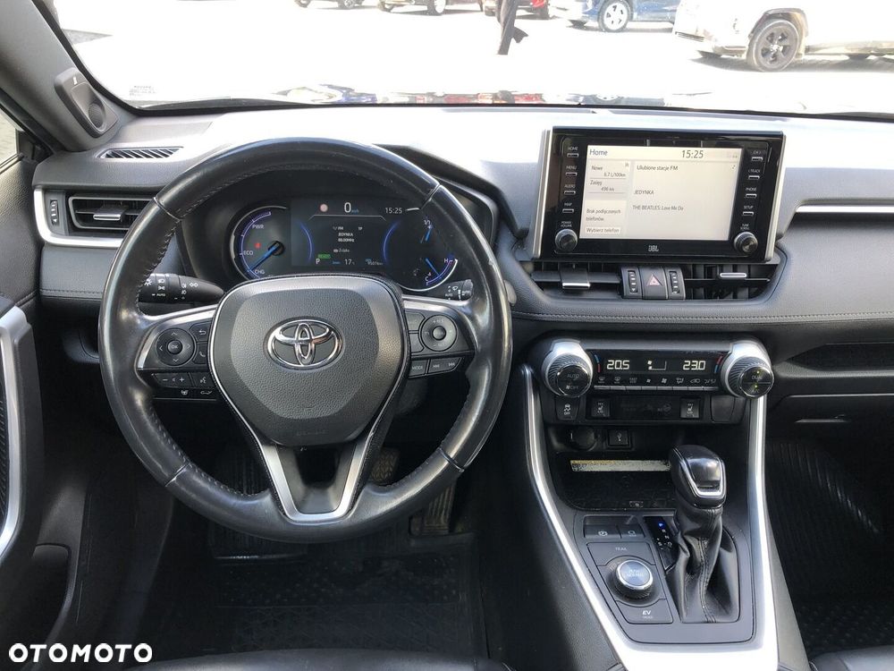 Toyota RAV4 - 12