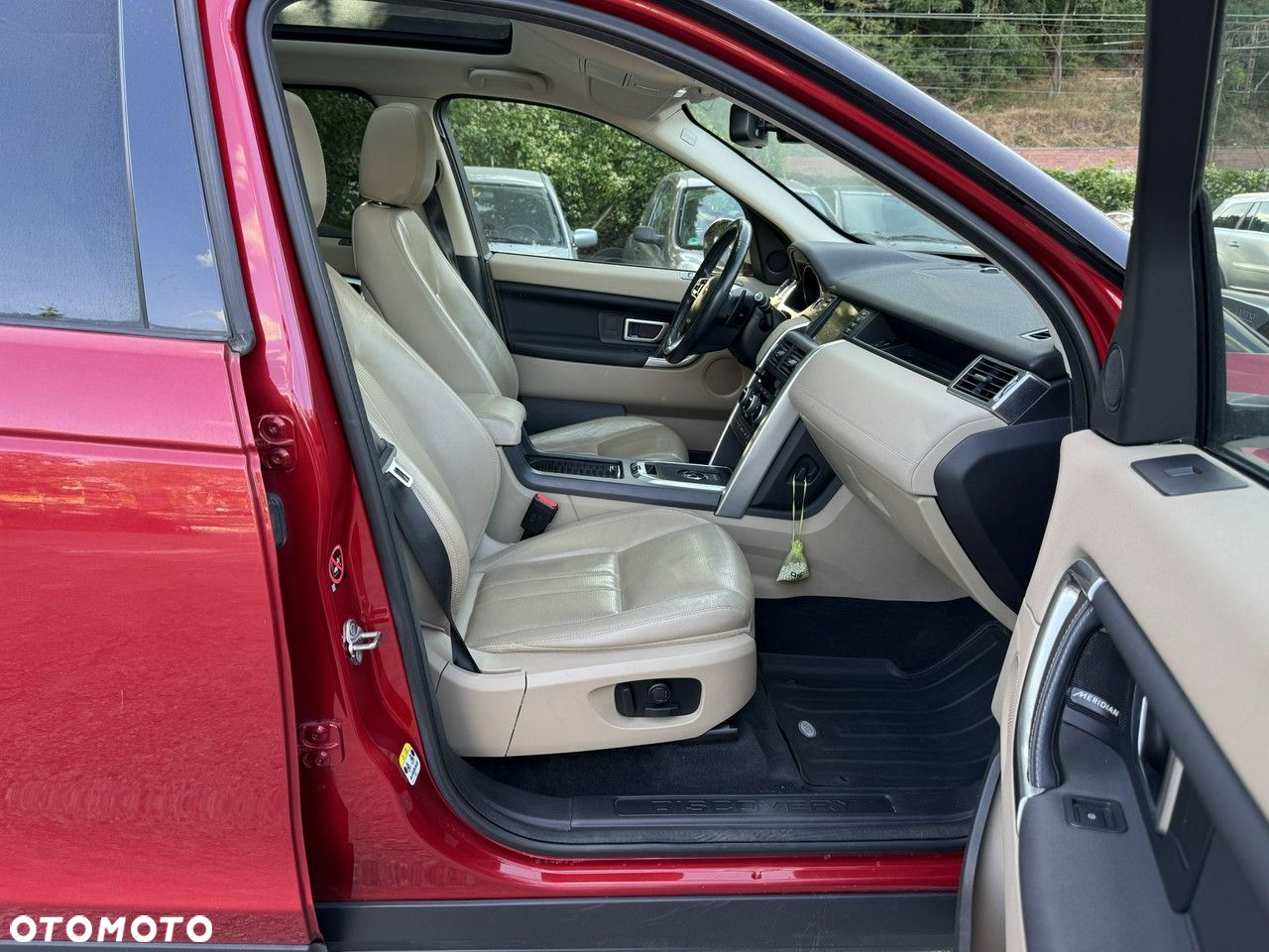 Land Rover Discovery Sport - 13