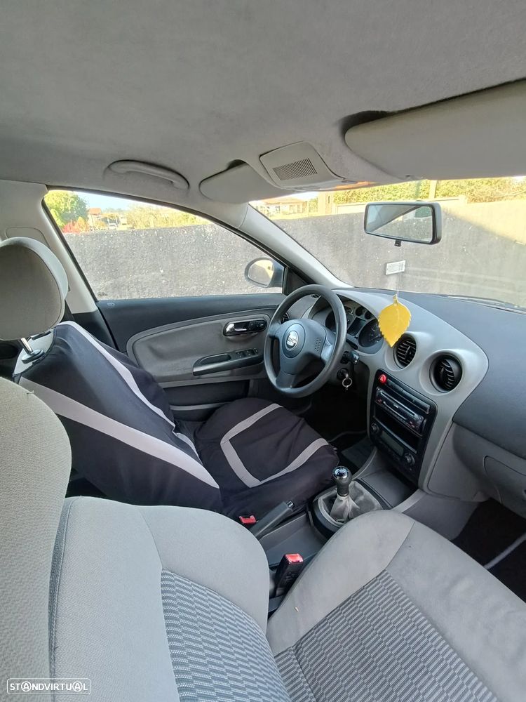 SEAT Ibiza - 13