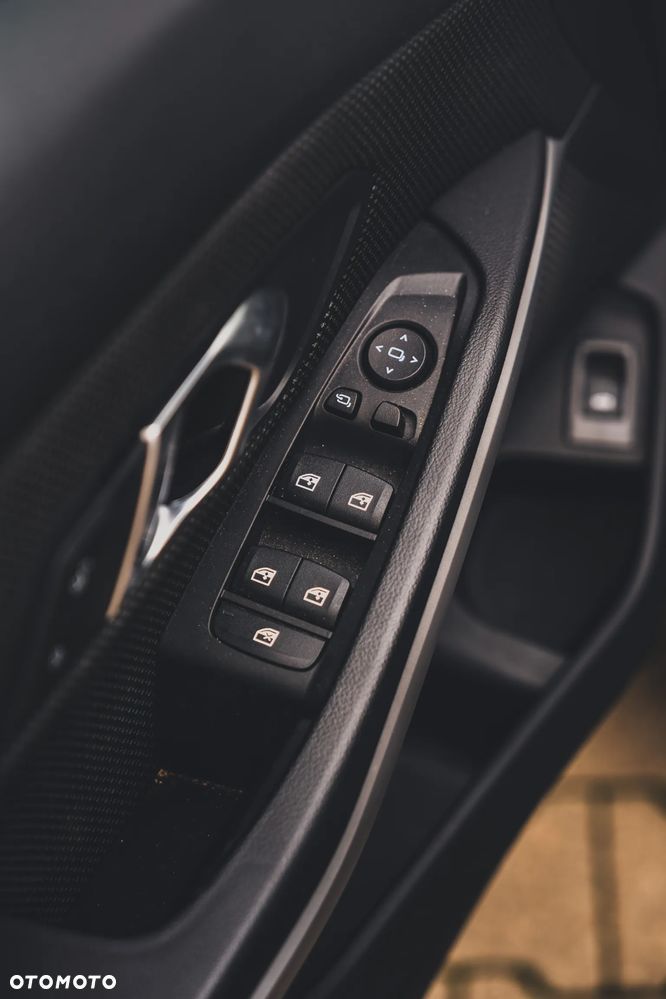 BMW Seria 3 320d - 19
