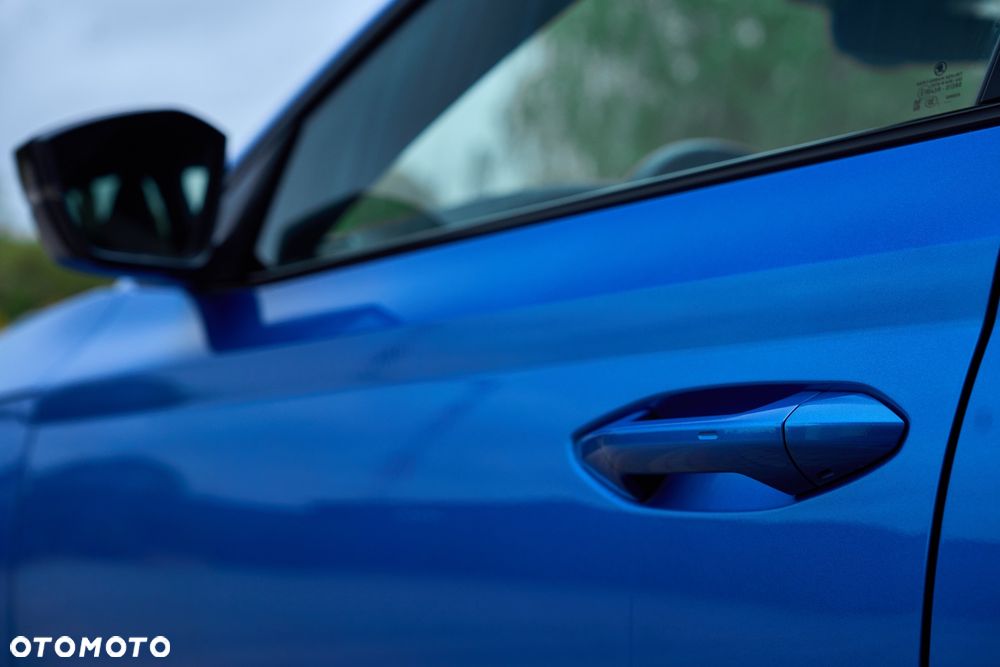 Skoda Octavia 2.0 TDI DSG RS - 39