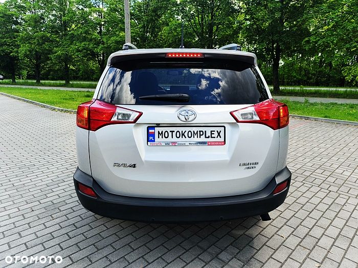 Toyota RAV4 - 10