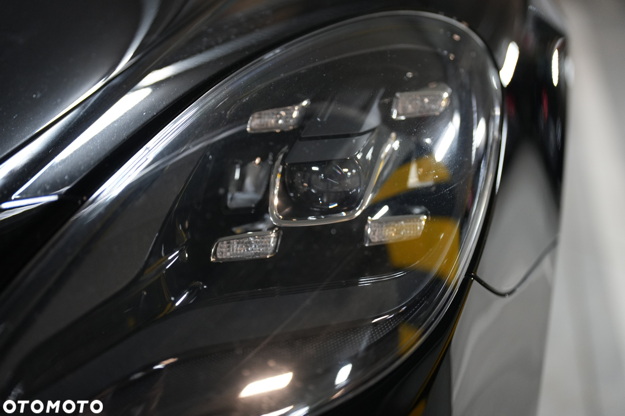 Porsche Panamera Standard - 14