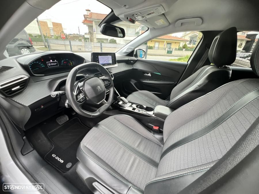 Peugeot e-208 50 kWh Allure Pack - 19