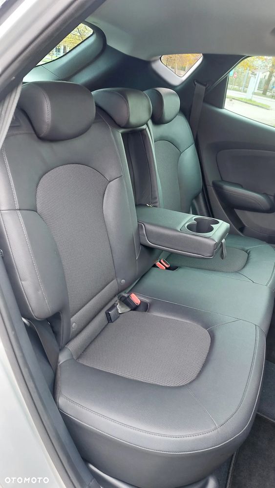 Hyundai ix35 2.0 CRDi 4WD Finale Gold - 19