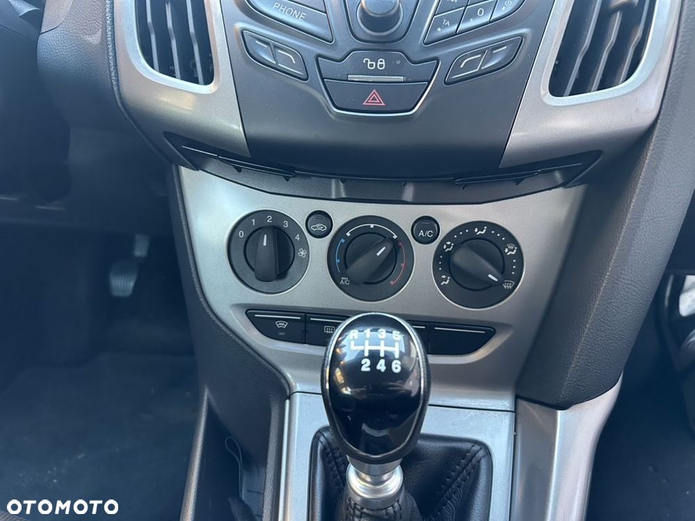 Ford Focus 1.6 TDCi DPF Start-Stopp-System Trend - 17