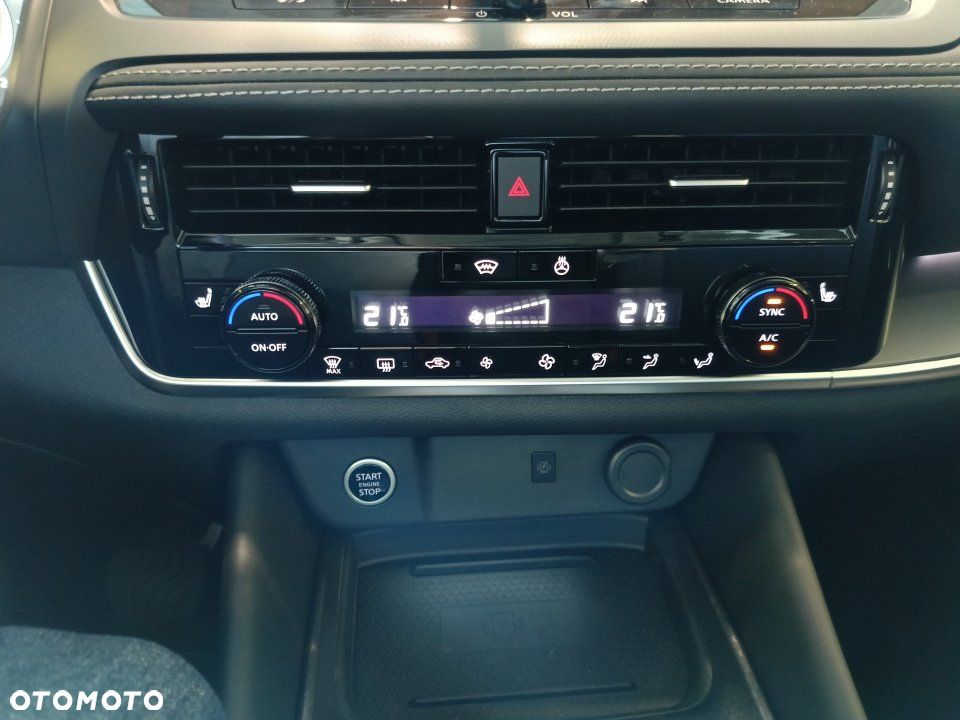 Nissan Qashqai 1.3 DIG-T MHEV N-Connecta - 14