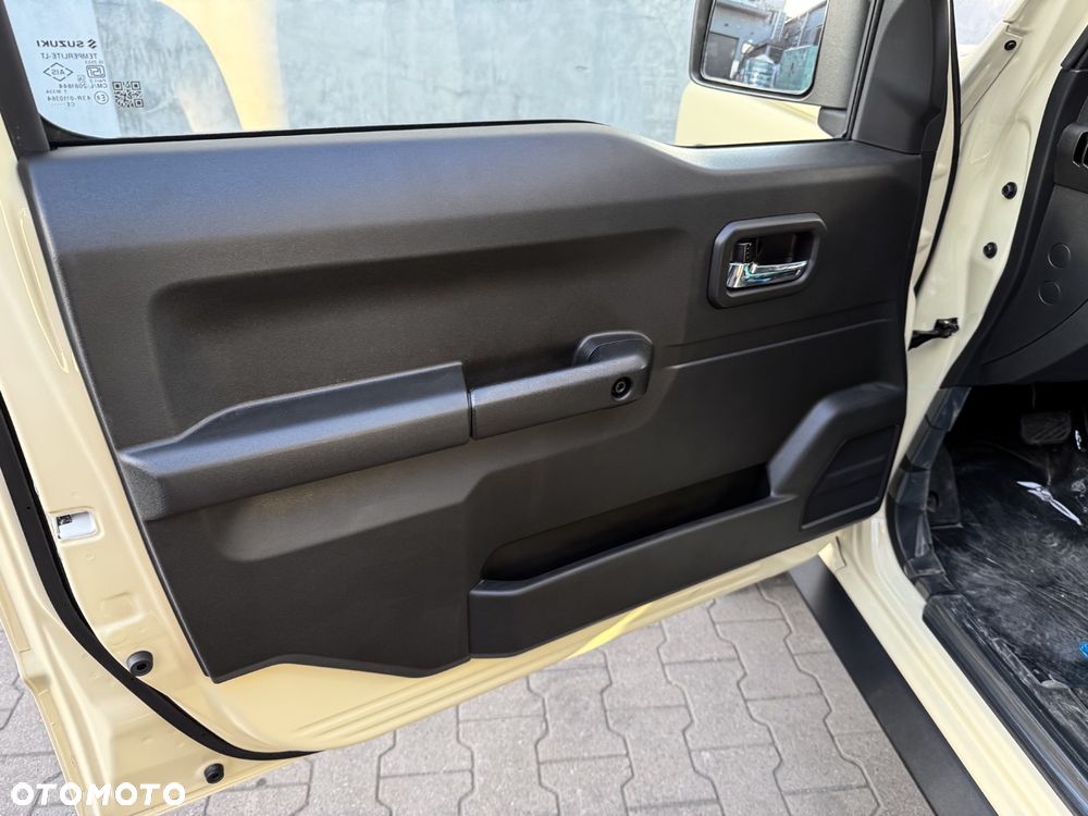 Suzuki Jimny 1.5 Elegance - 17