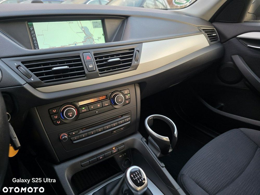 BMW X1 sDrive18d - 38