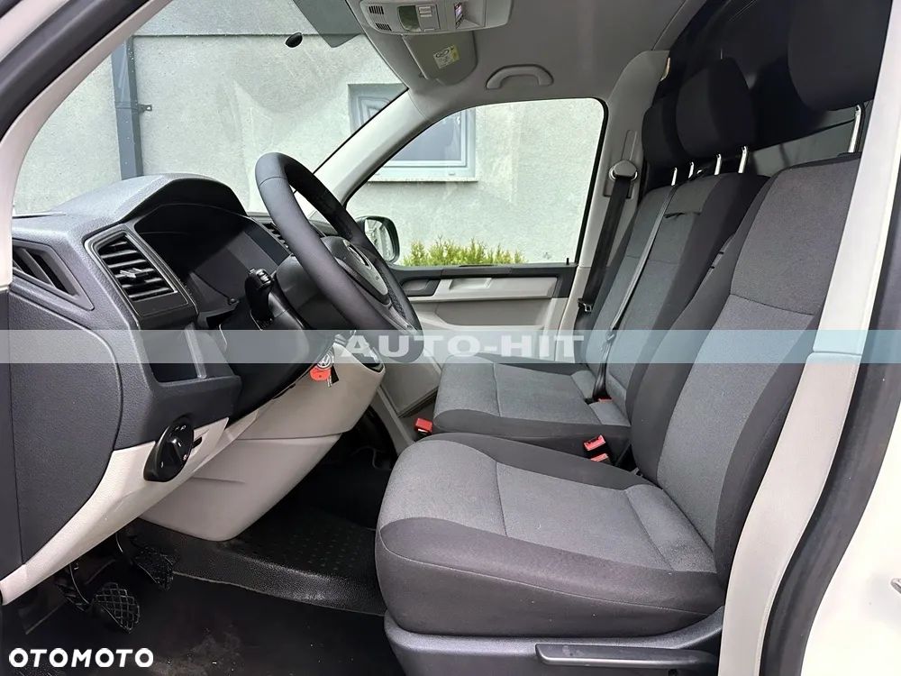 Volkswagen Transporter - 25