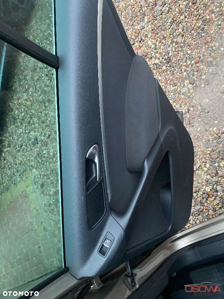 Volkswagen Tiguan - 26