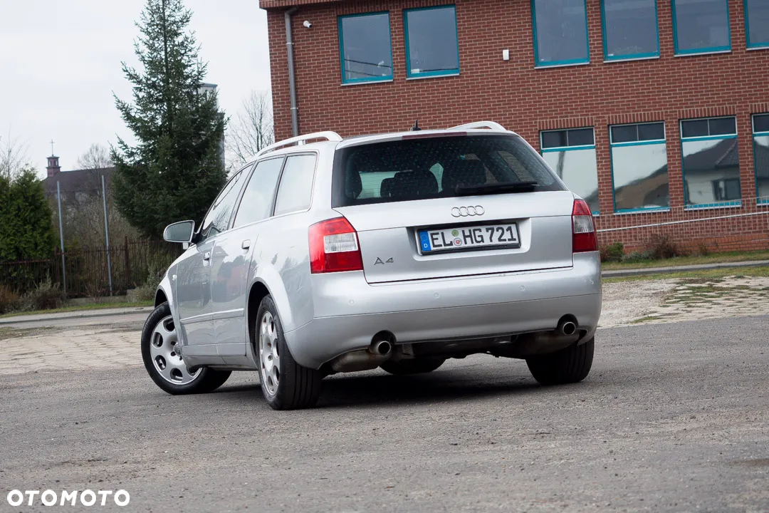 Audi A4 Avant 1.8T Quattro - 8