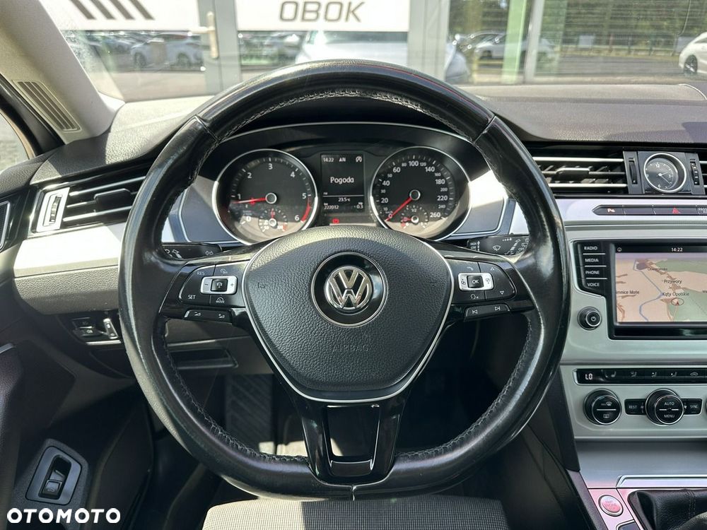 Volkswagen Passat Variant 2.0 TDI (BlueMotion Technology) Comfortline - 18