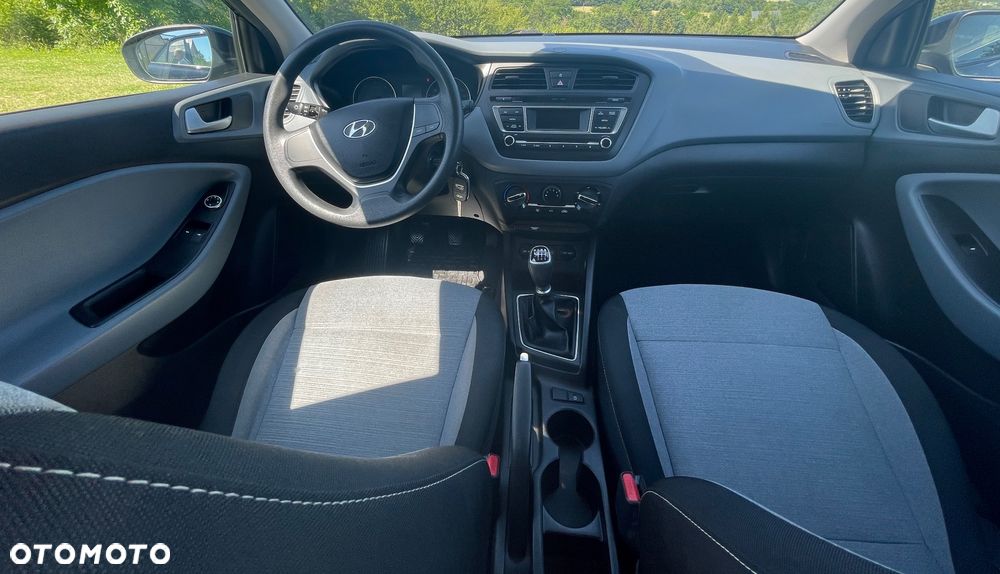Hyundai i20 1.1 CRDi Classic - 9
