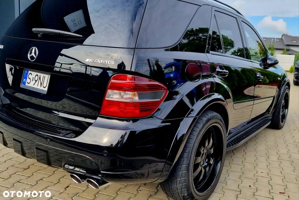 Mercedes-Benz ML ver-63-amg-4--matic - 4