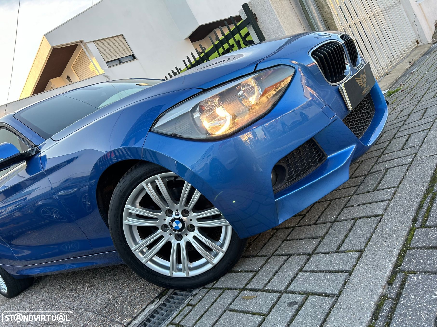 BMW 118 d Pack M - 8