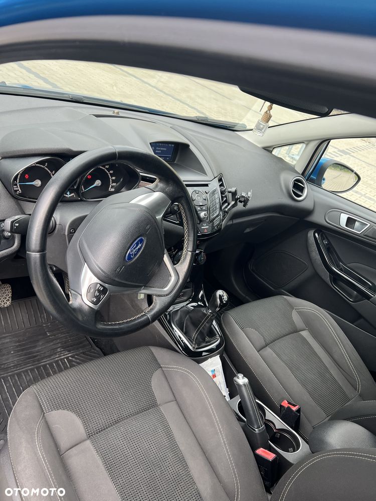Ford Fiesta - 7