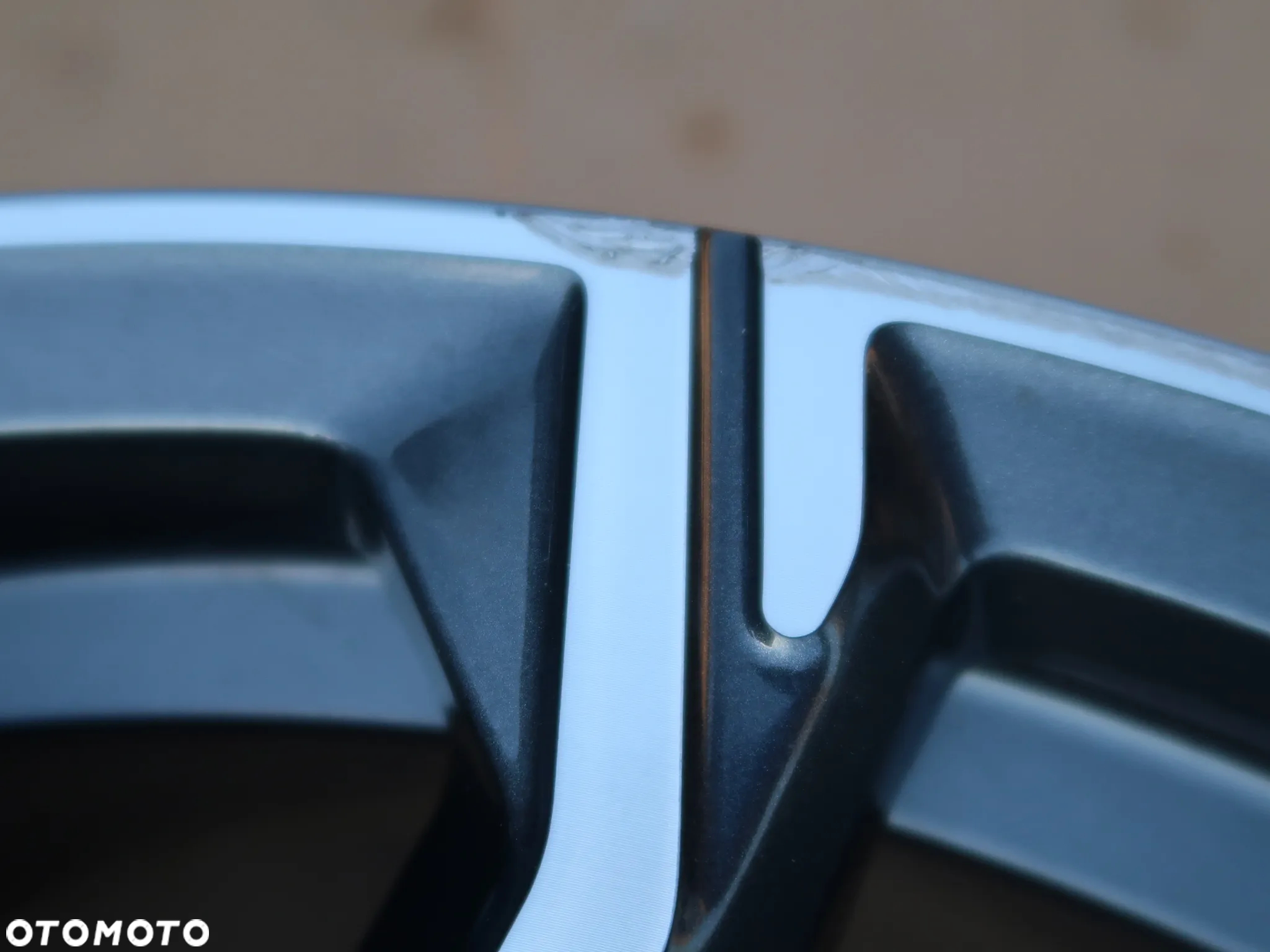 51 Felga Aluminiowa BMW X5 X6 8071998 21" - 2