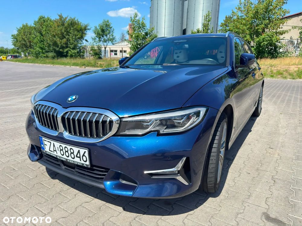BMW Seria 3 320d xDrive Luxury Line - 1