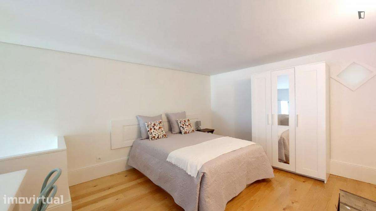 Apartamento com 2 quartos - localizado em Miragaia Porto - Grande imagem: 5/29