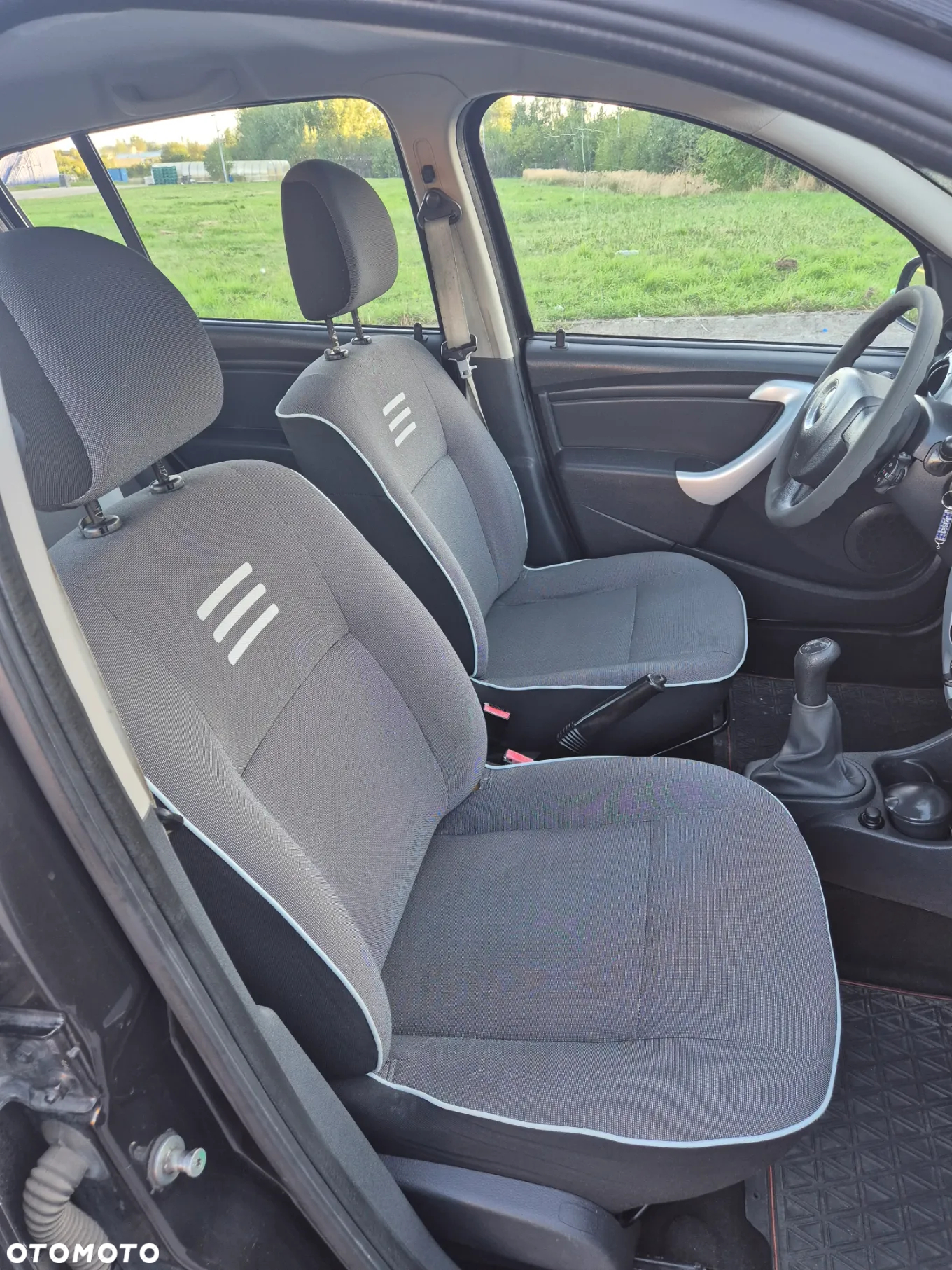 Dacia Sandero 1.2 16V - 15