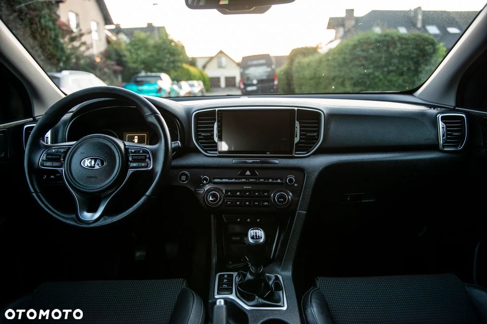 Kia Sportage 1.6 GDI 2WD DREAM-TEAM EDITION - 33