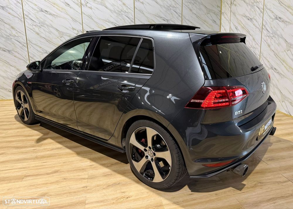 VW Golf 2.0 TSi GTi DSG Performance - 8