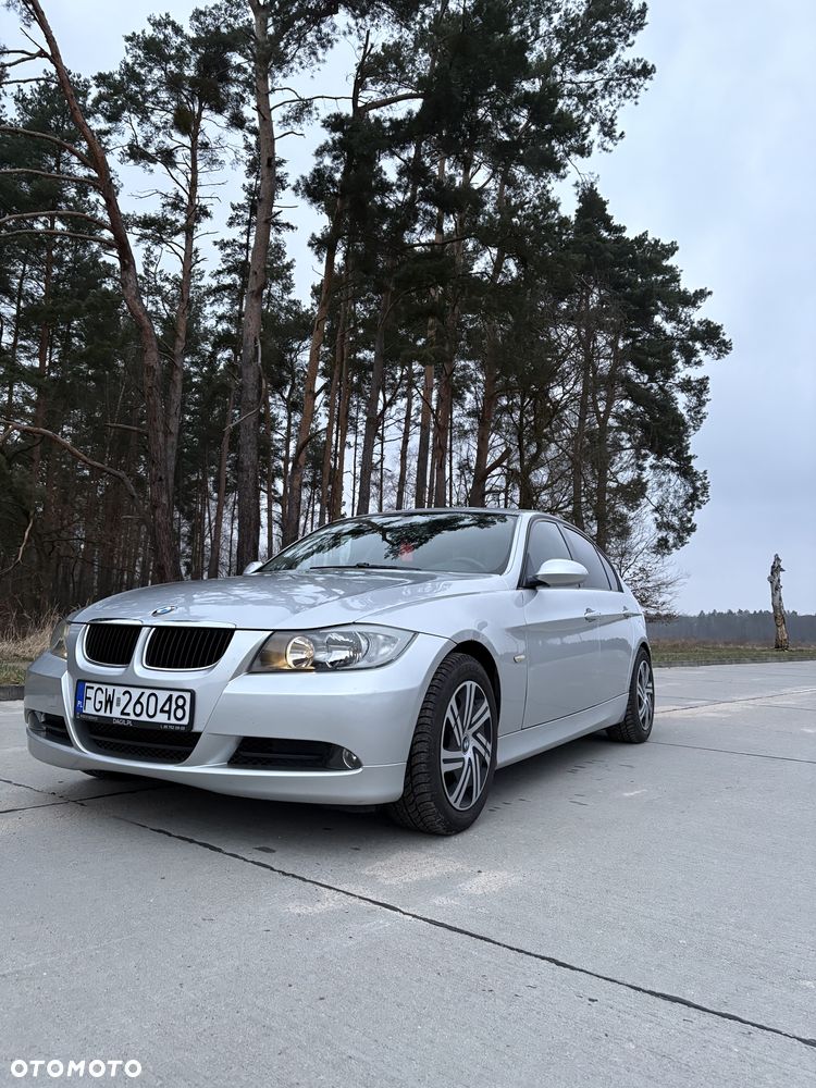 BMW Seria 3 320i - 12