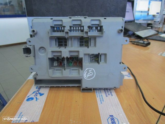 Caixa Fusiveis 690662106 BMW E87 2005 118D - 3