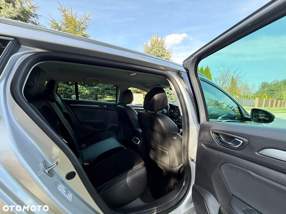 Renault Megane TCe 140 GPF EDC INTENS - 31