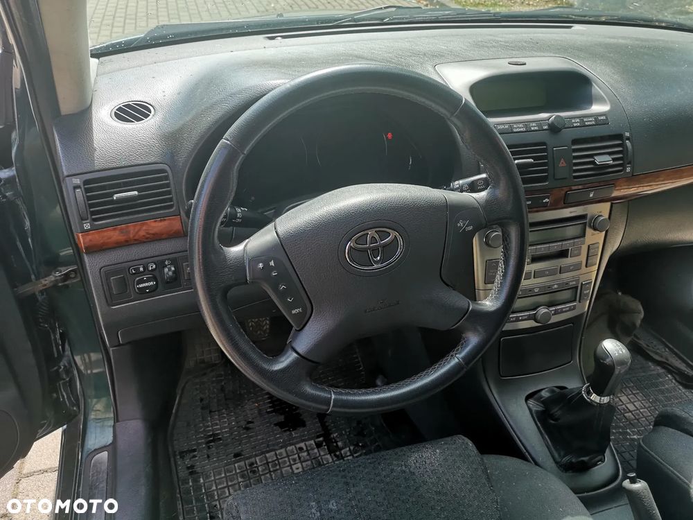 Toyota Avensis 1.8 VVT-i Sol - 6