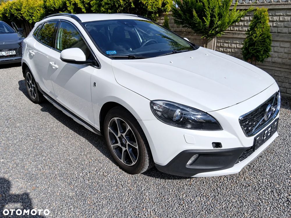 Volvo V40 T3 Drive-E Ocean Race - 1