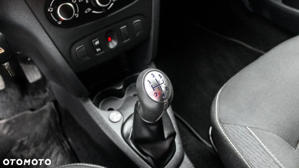 Dacia Sandero 1.0 TCe Laureate S&S - 16