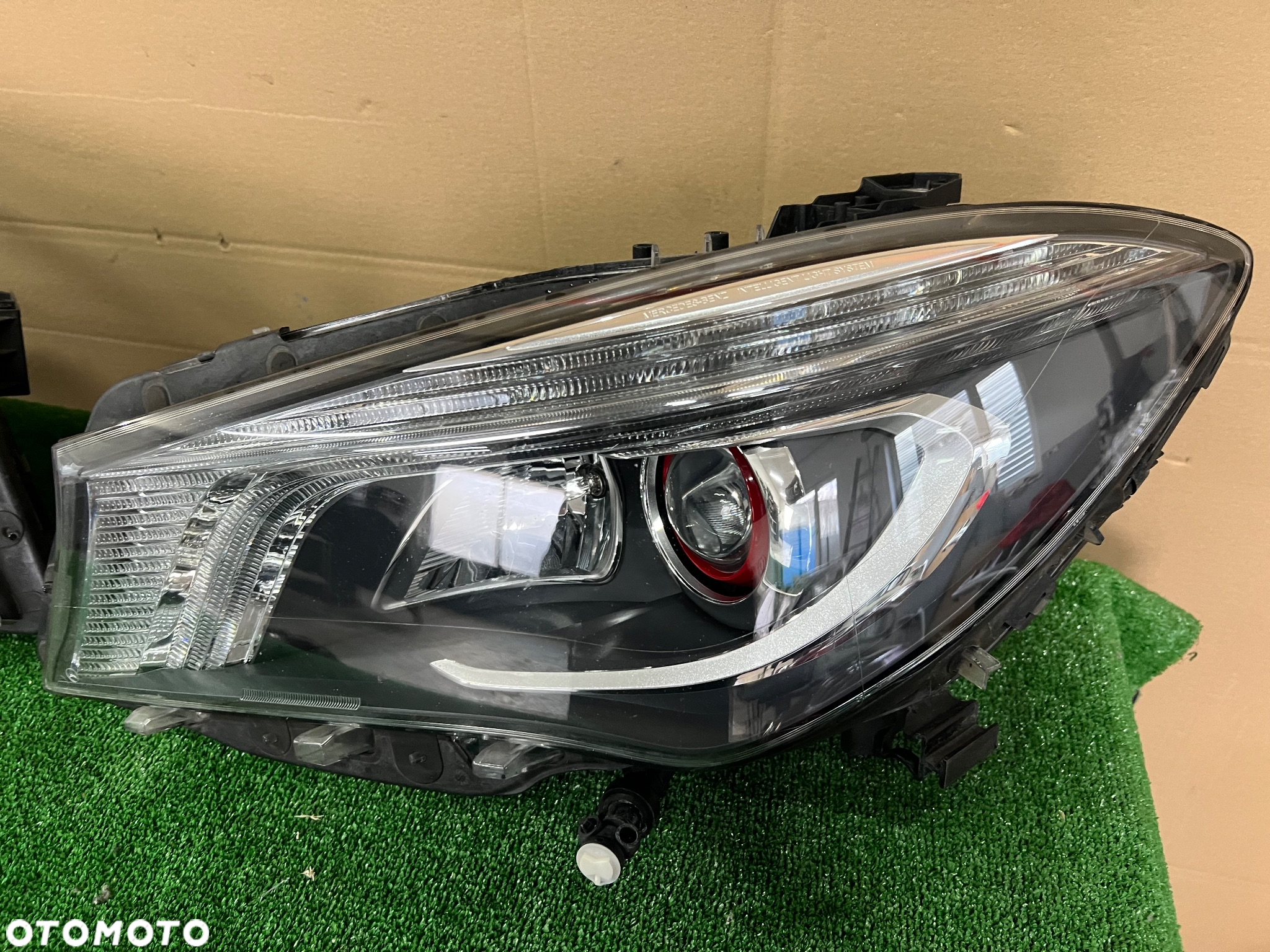Mercedes CLA W117 Bi xenon  Lewa strona AMG - 2