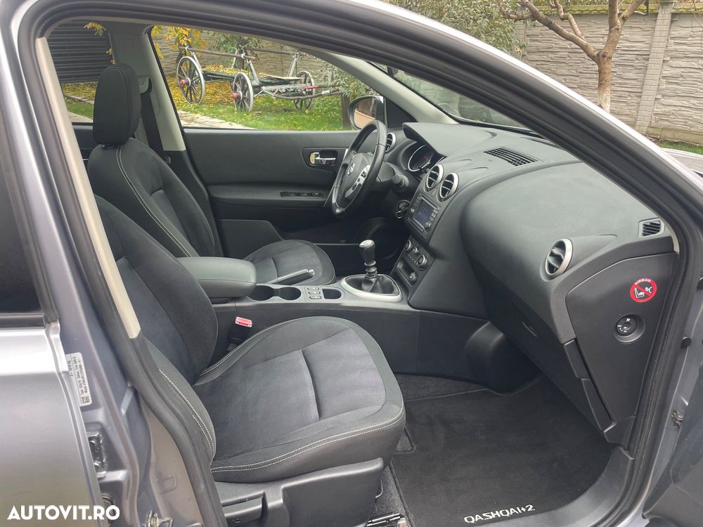 Nissan Qashqai+2 - 17