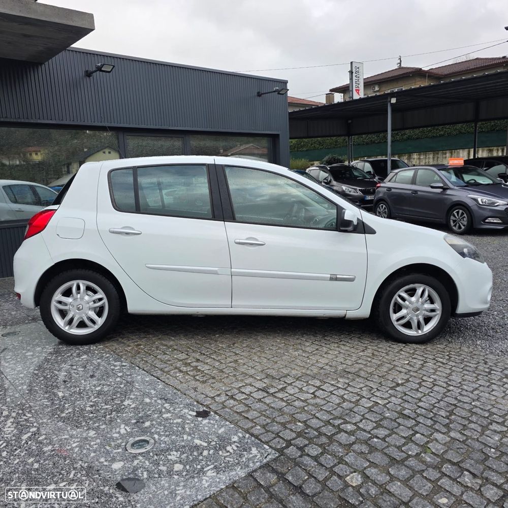 Renault Clio 1.5 dCi Dynamique S - 12