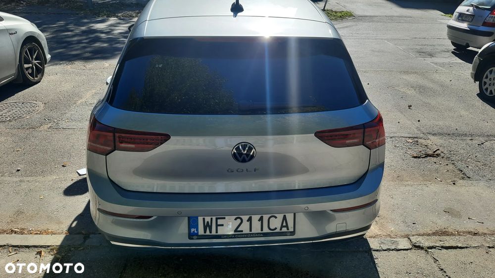 Volkswagen Golf - 11