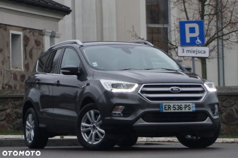 Ford Kuga 2.0 TDCi 2x4 Titanium - 5