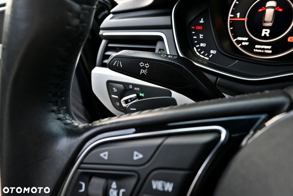 Audi A4 Avant 2.0 TDI Sport S tronic - 32