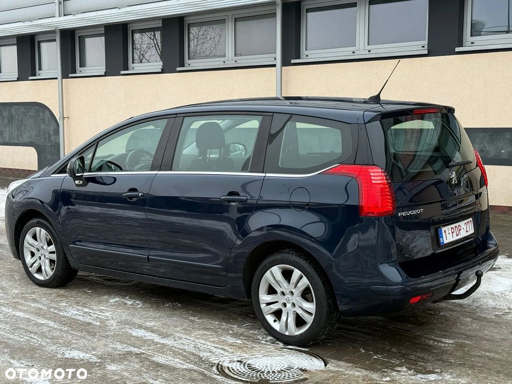 Peugeot 5008 - 13