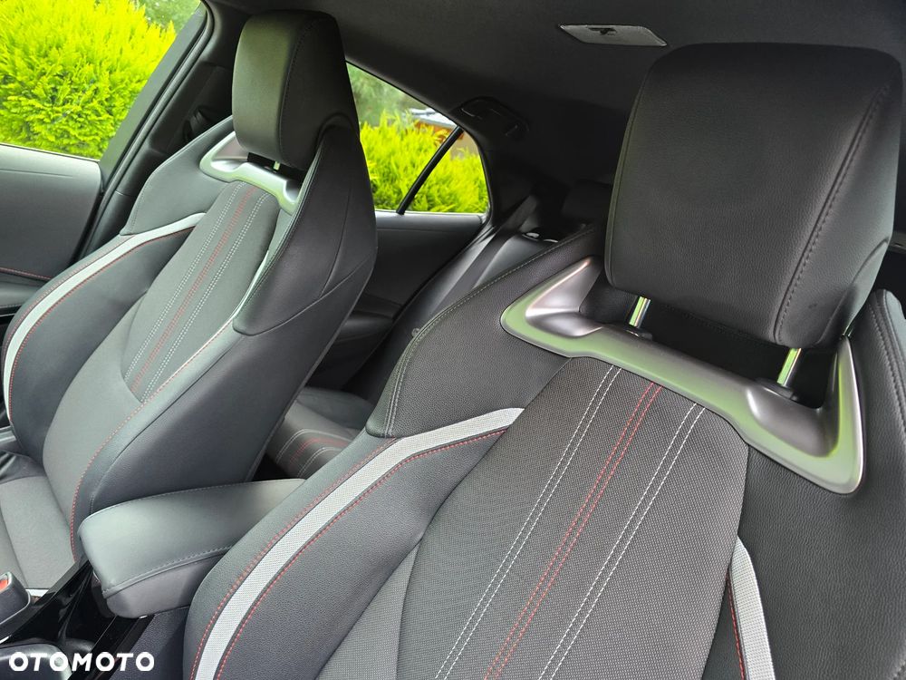 Toyota Corolla 1.8 Hybrid GR Sport - 7