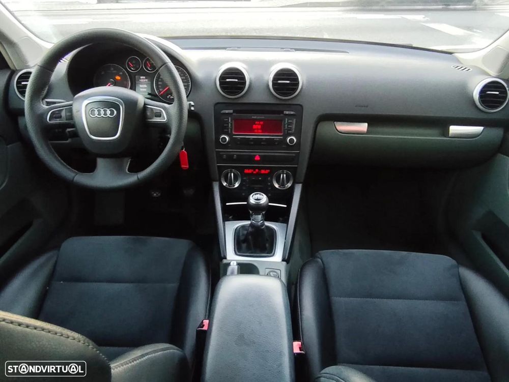 Audi A3 Sportback 1.6 TDI S-line - 18