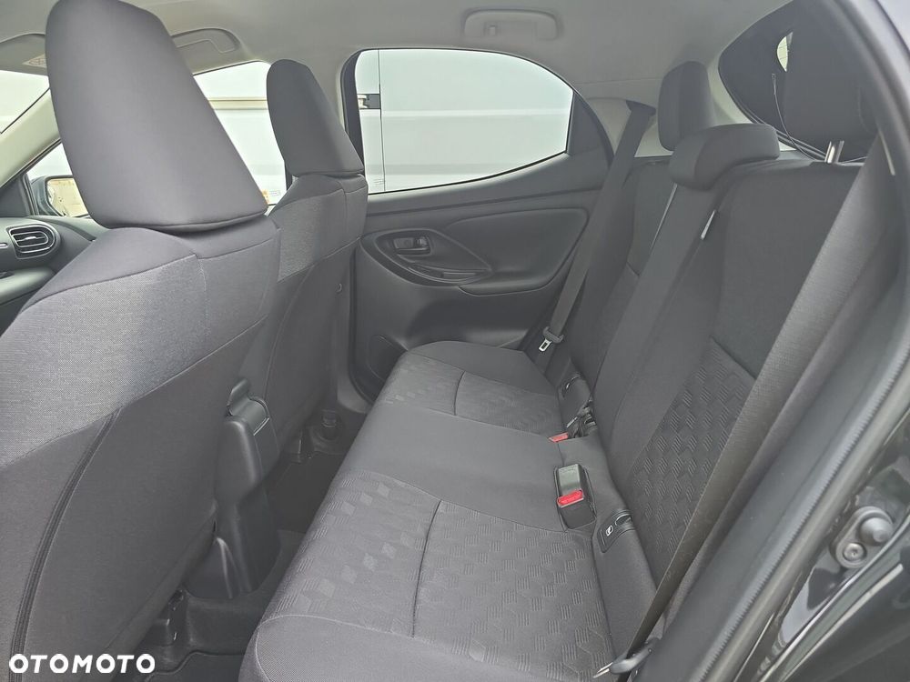 Toyota Yaris Hybrid 1.5 Style - 13